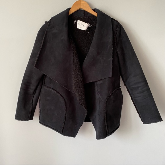 Velvet by Graham and Spencer women’s Black Faux Suede Sherpa-Lined Jacket - XS - Picture 2 of 13